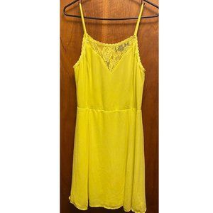 Lulu's Yellow Dress